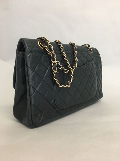 null CHANEL Quilted leather bag 2.55 navy leather shoulder strap gold metal chain...