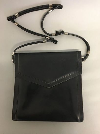 null CHRISTIAN DIOR Messenger bag in black box shoulder strap with 2 strands joined...