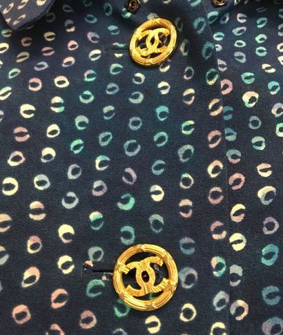 null CHANEL Haute Couture Tailleur en soie bleu à petits motifs imprimés - Boutons...