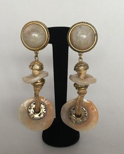 null MARGHERITA BUONANNA Pair of ear clips with ethnic inspired earrings in gilded...