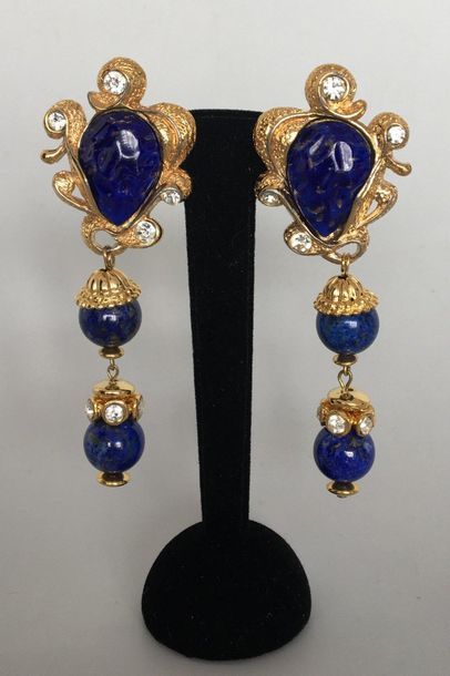 null GUY LAROCHE Paris Pair of baroque ear clips with gold plated metal tassel blue...