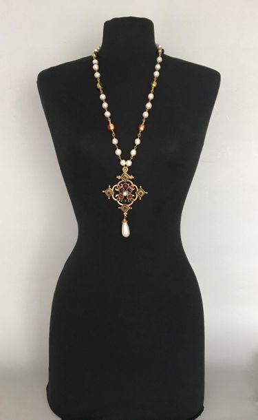 null CHANEL by GRIPOIX Necklace with cross pattern of Renaissance inspiration in...