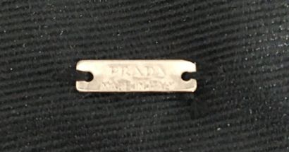 null PRADA Made in Italy Paire de clips d'oreilles en métal argenté et gros grain...