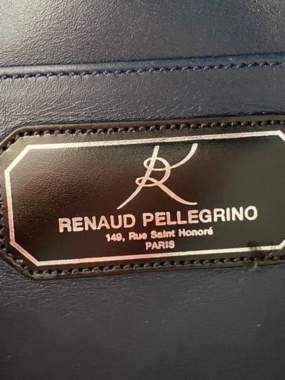 null RENAUD PELLEGRINO Navy soft leather pouch 

27x11cm