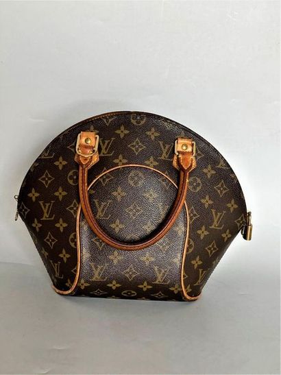 null LOUIS VUITTON Ellipse bag in monogram canvas and natural leather -with cover

32x25cm

(good...
