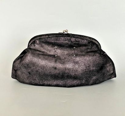 null MAISON MARTIN MARGIELA Black suede clutch bag with silver sheen - Length 38...