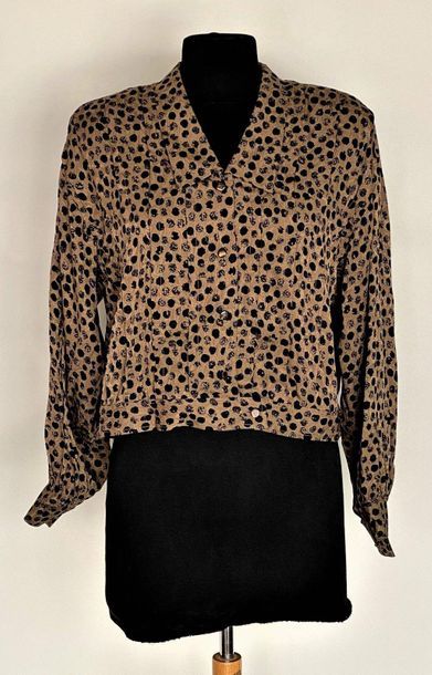 null CHRISTIAN DIOR Brown spotted black silk blouse Size 38

(misses claw)