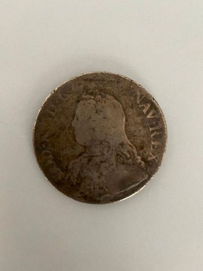 null Pièce argent Louis XV 1729 poids 28,5g (usures)