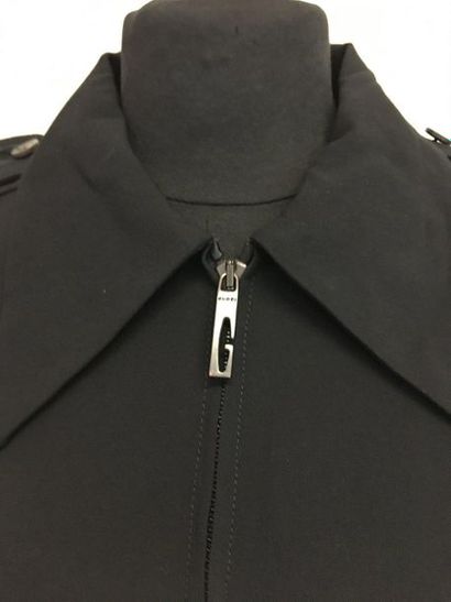 null GUCCI Made in Italy Robe à épaulettes en matière composite noire zip au sigle...