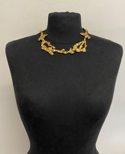 null YVES SAINT LAURENT by Robert GOOSSENS Naturalist necklace in gold plated metal...