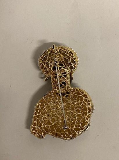 null Blackamoor brooch pendant made of bakelite gold plated metal with pearl beads...