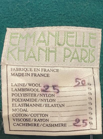 null 
EMMANUELLE KHANH Paris Manteau en lainage et cachemire vert emeraude avec ceinture...
