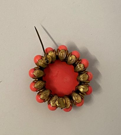 null IONESCO Circular flower brooch in patinated metal and coral glass cabochons...