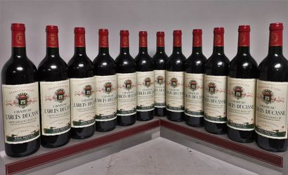 null 12 bottles CHÂTEAU LARCIS DUCASSE - St. Emilion Grand cru 2001 

In a wooden...