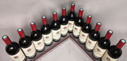 null 12 bottles CHÂTEAU LARCIS DUCASSE - St. Emilion Grand cru 2001 

In a wooden...