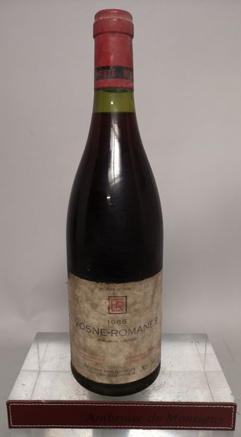 null 1 bouteille VOSNE ROMANEE - Domaine René ENGEL 1986.

Etiquette légèrement tachée...