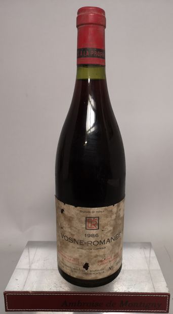 null 1 bouteille VOSNE ROMANEE - Domaine René ENGEL 1986.

Etiquette légèrement tachée...