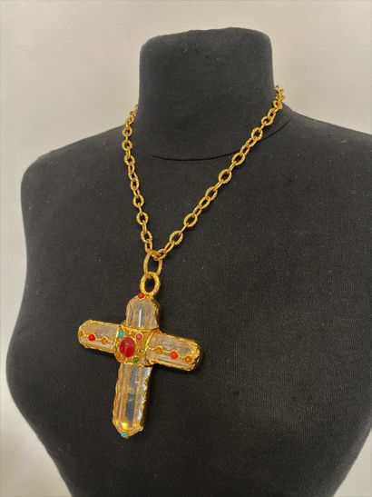  CHANEL by ROBERT GOOSSENS Made in France autumn 93 Necklace and Cross Pendant in...