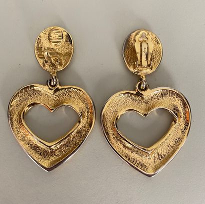 null YVES SAINT LAURENT by ROBERT GOOSSENS Made in France Pair of gold-plated heart-shaped...