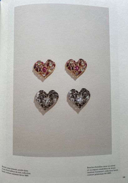 null 
YVES SAINT LAURENT by ROBERT GOOSSENS Aphrodite heart brooch in gilded metal...