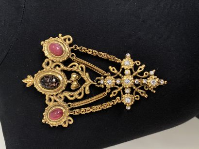 null CHRISTIAN LACROIX Cross pendant drapery brooch in gold metal with rhinestones...