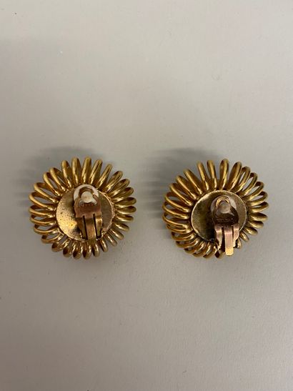 null CHANEL by VICTOIRE DE CASTELLANE Pair of flower ear clips in patinated metal...