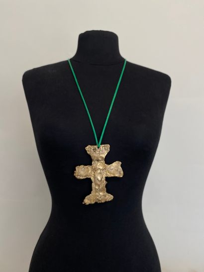 null CHRISTIAN LACROIX by CHRISTIANE BILLET Haute Couture Cross pendant in raw patinated...