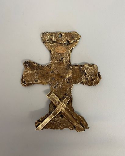 null CHRISTIAN LACROIX par CHRISTIANE BILLET Haute Couture Pendentif croix en bronze...