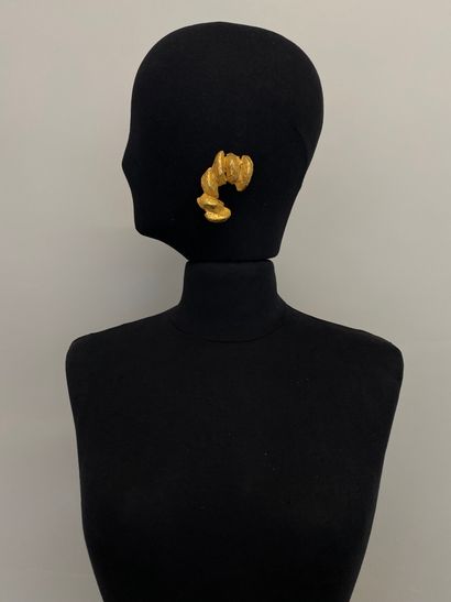null CHRISTIAN LACROIX by CHRISTIANE BILLET Haute couture Crescent-shaped ear clip...