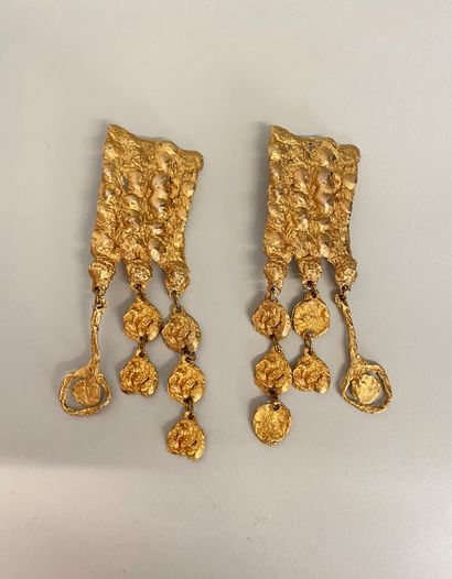 null CHRISTIAN LACROIX by CHRISTIANE BILLET Haute couture Pair of crocodile ear clips...