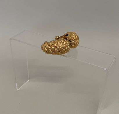  YVES SAINT LAURENT by ROBERT GOOSSENS Rigid open bracelet pine cone in gilded metal...
