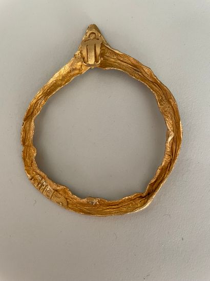 null CHRISTIANE BILLET Monoclip drop in gilt bronze - signed Ht 9cm
