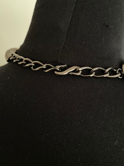  YVES SAINT LAURENT Jewellery Blackened metal pebble necklace - label 
Length 47...