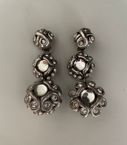 null ALEXIS LAHELLEC Paris Pair of ear clips in silver resin with rhinestones and...