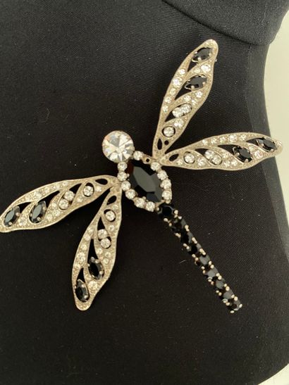 null SCHERRER Paris Dragonfly brooch in silver patinated metal decorated with black...
