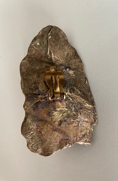 null CHRISTIANE BILLET Monoclip arum leaf in patinated bronze - signed Height 7c...