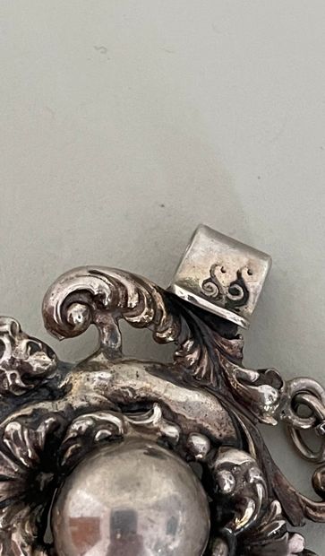 null CINI Silver bracelet 925 milièmes composed of 4 baroque motifs with leaves -...