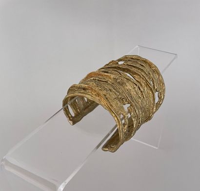 null RICK OWENS by CHRISTIANE BILLET Large openwork bronze ribbon cuff - signed and...
