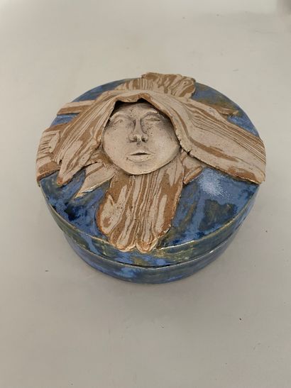 null Round covered contemporary ceramic box with draped face in relief - mark under...