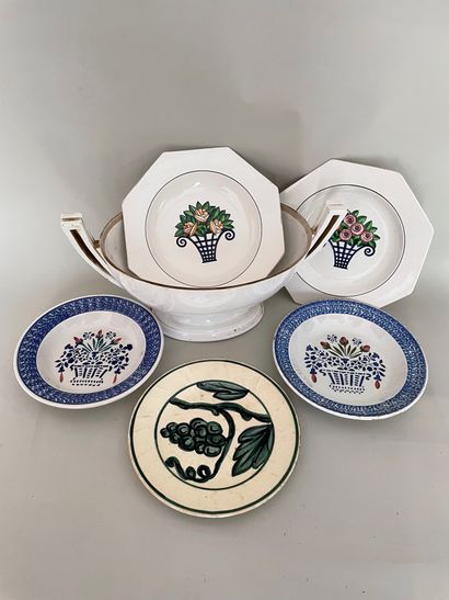 null Lot of earthenware plates :

LACHENAL plate with grape decoration signed on...