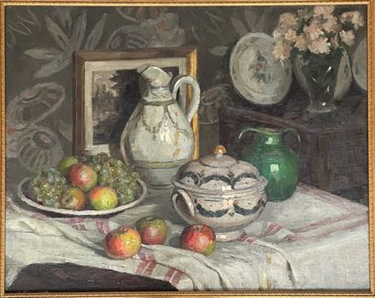 null 
SUZANNE RICHARD (1896- ) Composition à la soupière huile sur toile- circa 1930...