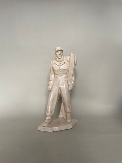 null LEJAN Skier in ivory cracked ceramic Art Deco period - signed in the mass 

Ht...