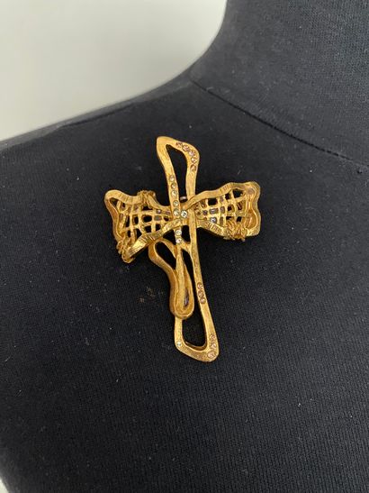 null CHRISTIAN LACROIX Made in France Broche croix en métal doré ajouré et petits...