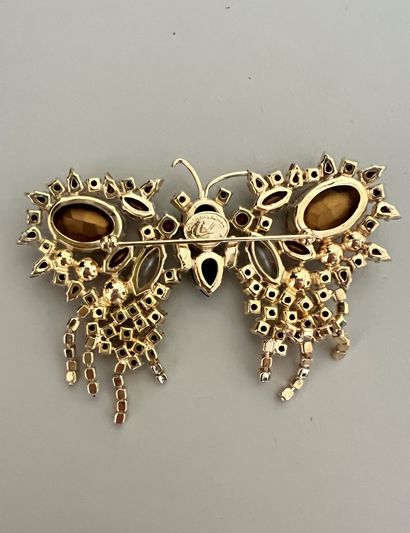 null CHRISTIAN LACROIX Broche papillon en métal doré et strass mutlicolores - si...