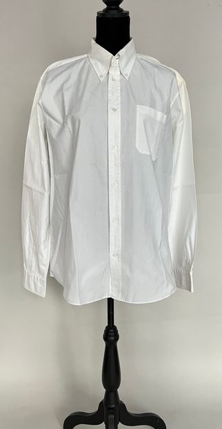 null HERMES Paris White cotton shirt with buttoned collar - metal buttons on cuff...