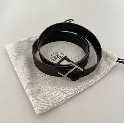 null HERMES Paris Made in France Ceinture réversible en cuir marron et noir boucle...