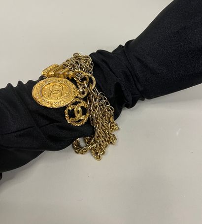CHANEL Multi-strand bracelet with olive mesh...