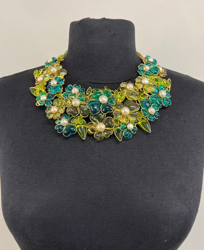 null CHANEL Made in France by GRIPOIX Articulated necklace in gilded metal with turquoise...