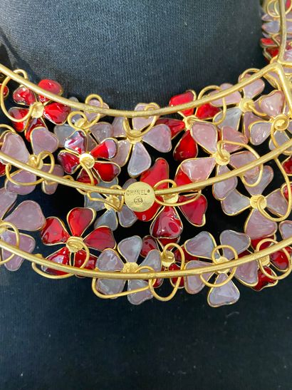 null CHANEL by GRIPOIX Necklace in gold plated metal with pink and red glass flowers...