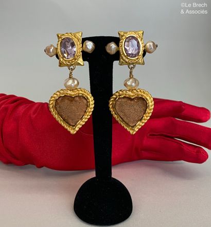 null CHRISTIAN LACROIX Made in France Pair of gold-plated metal heart-shaped ear...